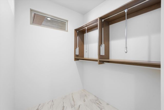 2 Calle Ventoso W, Santa Fe, NM 87506