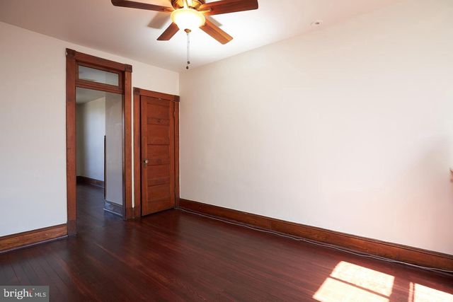1427 E CAPITOL ST NE, Washington, DC 20003