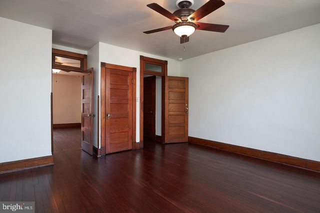 1427 E CAPITOL ST NE, Washington, DC 20003