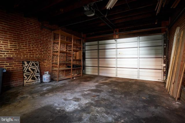 1427 E CAPITOL ST NE, Washington, DC 20003