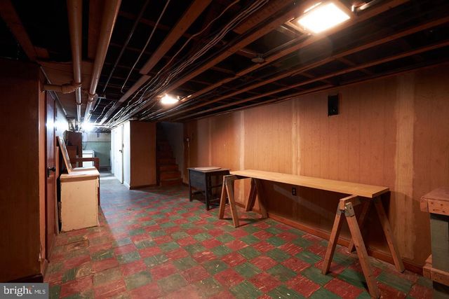 1427 E CAPITOL ST NE, Washington, DC 20003