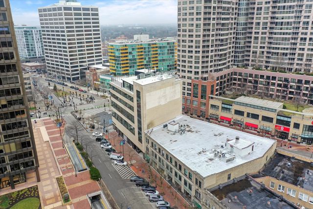 1609 Sherman Avenue 205A, Evanston, IL 60201