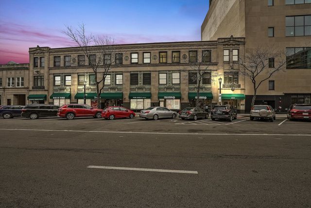 1609 Sherman Avenue 205A, Evanston, IL 60201