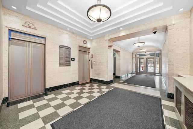 1609 Sherman Avenue 205A, Evanston, IL 60201