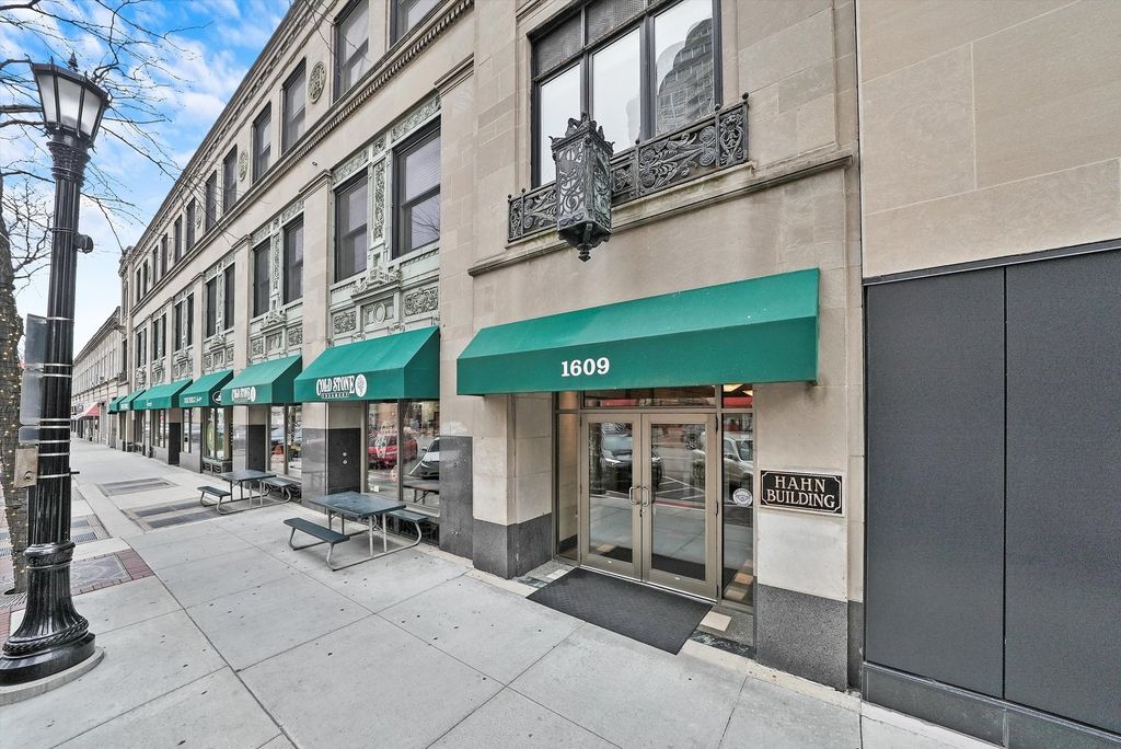 1609 Sherman Avenue 205A, Evanston, IL 60201