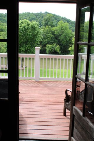 183 Big Buffalo Estates CIR, Linden, TN 37096