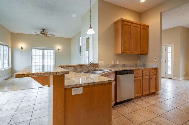 69 Patterson Street, Manchester, NH 03102