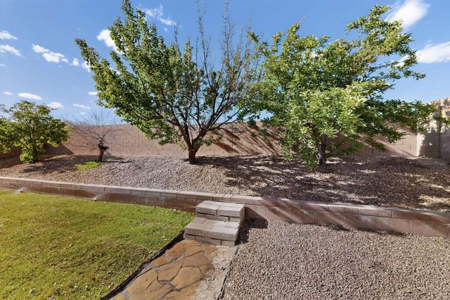 2135 N Ensenada Circle SE, Rio Rancho, NM 87124
