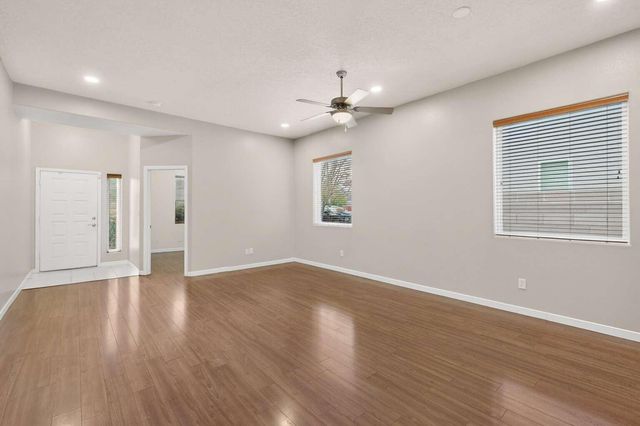 2135 N Ensenada Circle SE, Rio Rancho, NM 87124