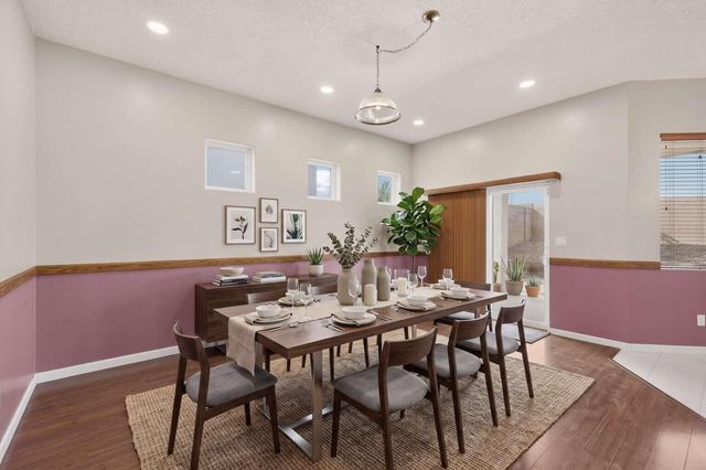 2135 N Ensenada Circle SE, Rio Rancho, NM 87124