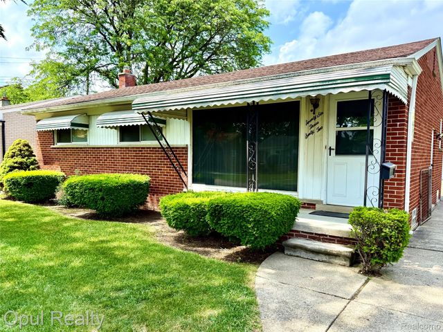 26362 Margareta Street, Redford Charter Township, MI 48240