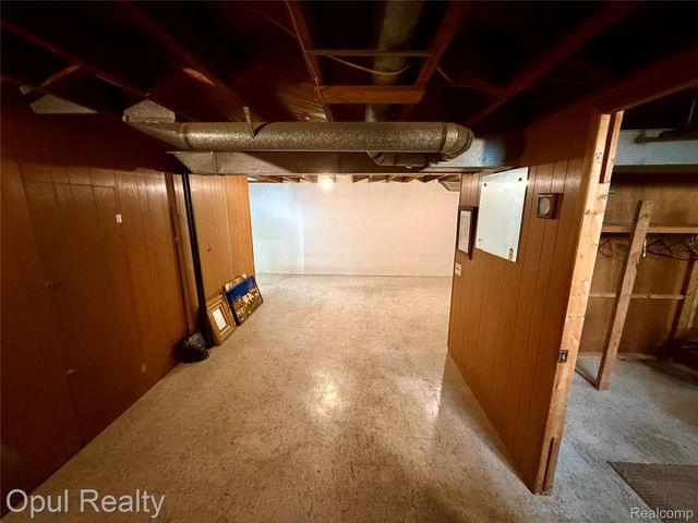 26362 Margareta Street, Redford Charter Township, MI 48240