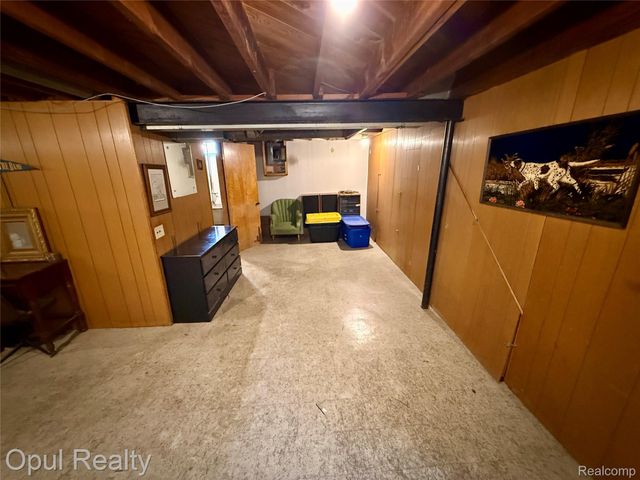 26362 Margareta Street, Redford Charter Township, MI 48240