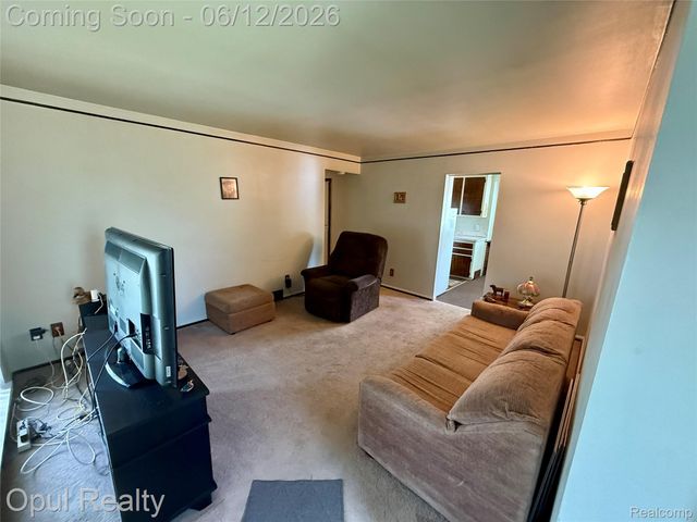 26362 Margareta Street, Redford Charter Township, MI 48240