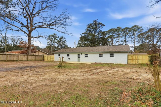 256 Bruin Avenue, Pearl, MS 39208