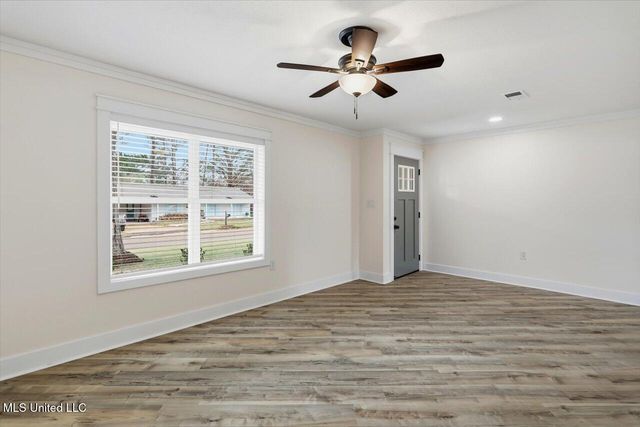 256 Bruin Avenue, Pearl, MS 39208