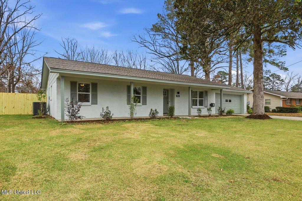 256 Bruin Avenue, Pearl, MS 39208