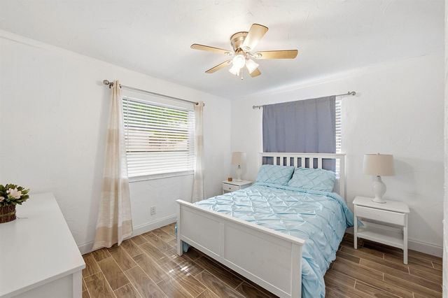 6404 Oak Street, Hollywood, FL 33024