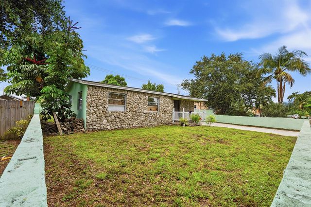 6404 Oak Street, Hollywood, FL 33024