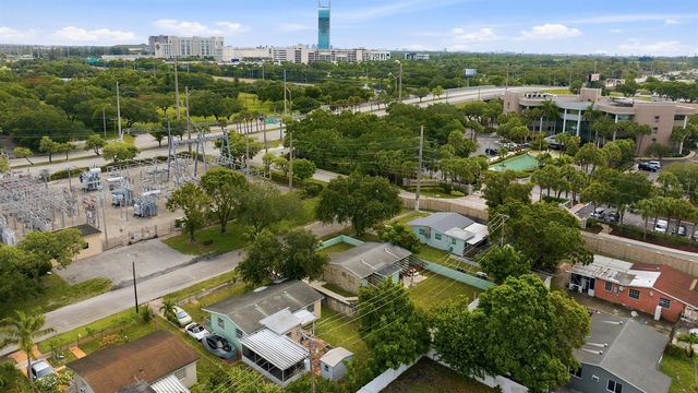 6404 Oak Street, Hollywood, FL 33024