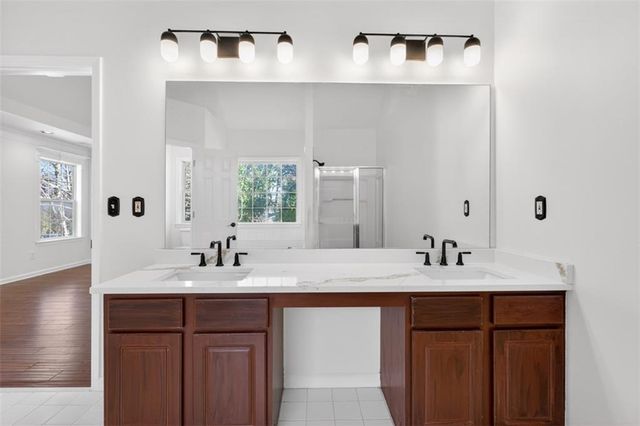 1662 Taylor Oaks Ridge, Lawrenceville, GA 30043