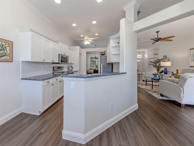 535 FALLBROOK DRIVE, Venice, FL 34292