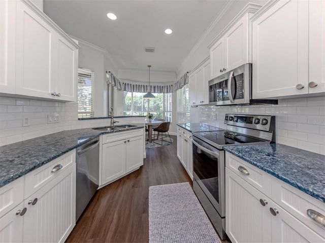 535 FALLBROOK DRIVE, Venice, FL 34292