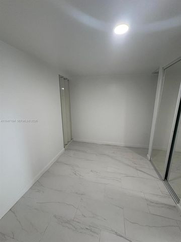 6104 SW 33rd St, Miramar, FL 33023