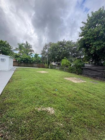 6104 SW 33rd St, Miramar, FL 33023