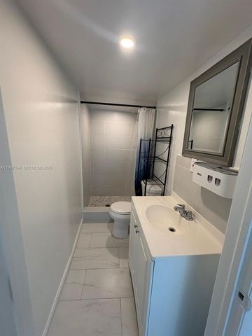 6104 SW 33rd St, Miramar, FL 33023