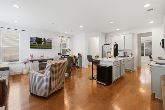 5160 E Liberty Park Circle, North Charleston, SC 29405