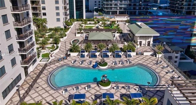 999 SW 1st Ave 2204, Miami, FL 33130