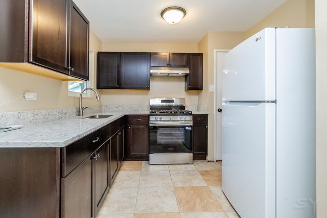 1508 Lincoln Place, Calumet City, IL 60409