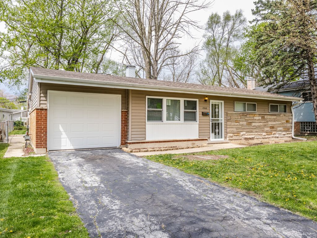 1508 Lincoln Place, Calumet City, IL 60409