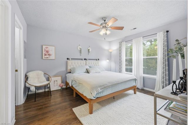 12758 Saint James Pl Apt D, Newport News, VA 23602