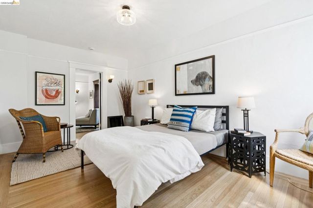 2320 Derby St, Berkeley, CA 94705