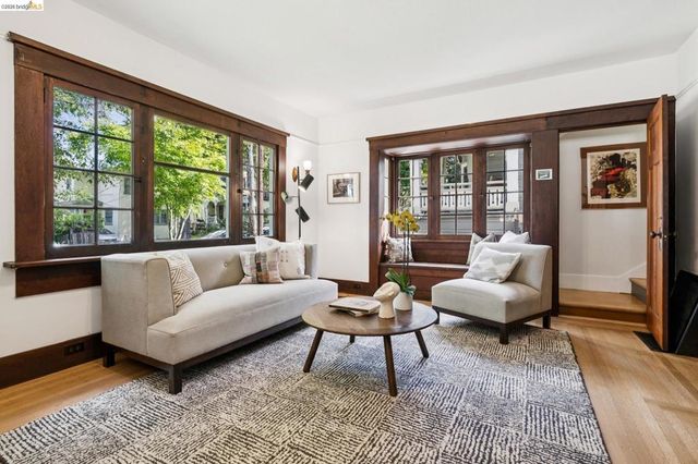 2320 Derby St, Berkeley, CA 94705