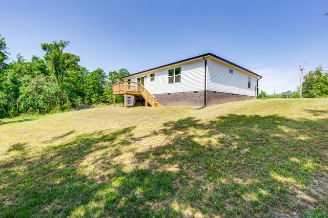 103 Irene Ln, Hohenwald, TN 38462