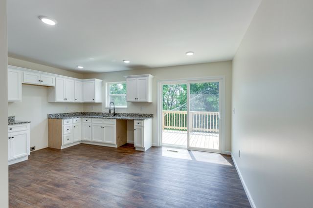 103 Irene Ln, Hohenwald, TN 38462