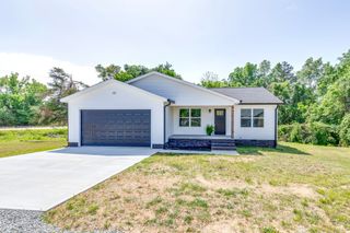 103 Irene Ln, Hohenwald, TN 38462