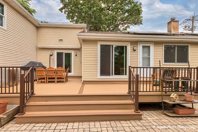 702 W Broadway Street, Mchenry, IL 60051