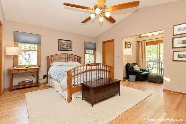702 W Broadway Street, Mchenry, IL 60051