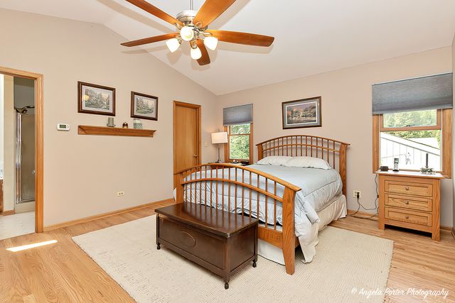 702 W Broadway Street, Mchenry, IL 60051