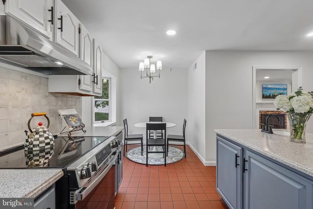 69 N SPRING LN, Phoenixville, PA 19460