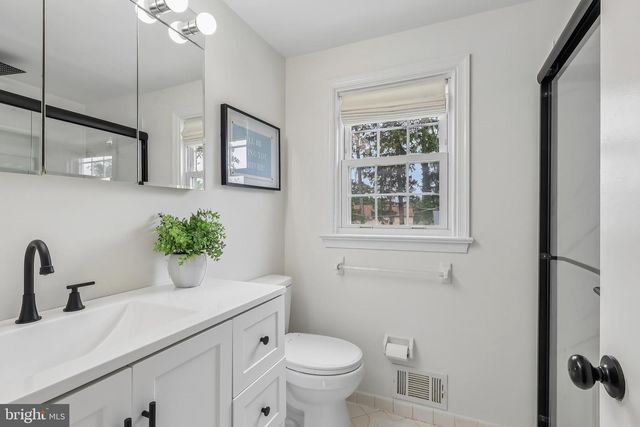 69 N SPRING LN, Phoenixville, PA 19460