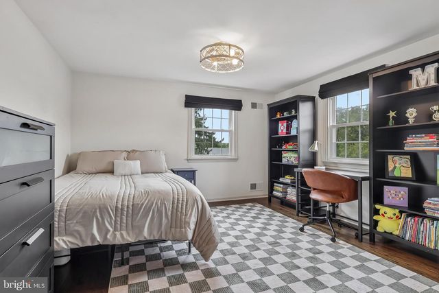 69 N SPRING LN, Phoenixville, PA 19460