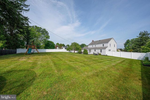 69 N SPRING LN, Phoenixville, PA 19460