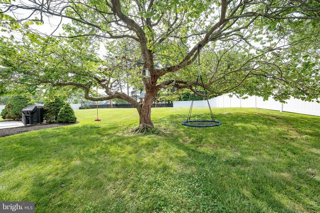 69 N SPRING LN, Phoenixville, PA 19460