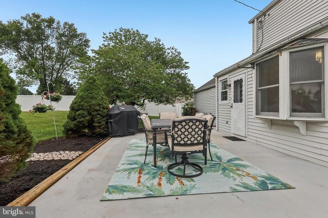 69 N SPRING LN, Phoenixville, PA 19460