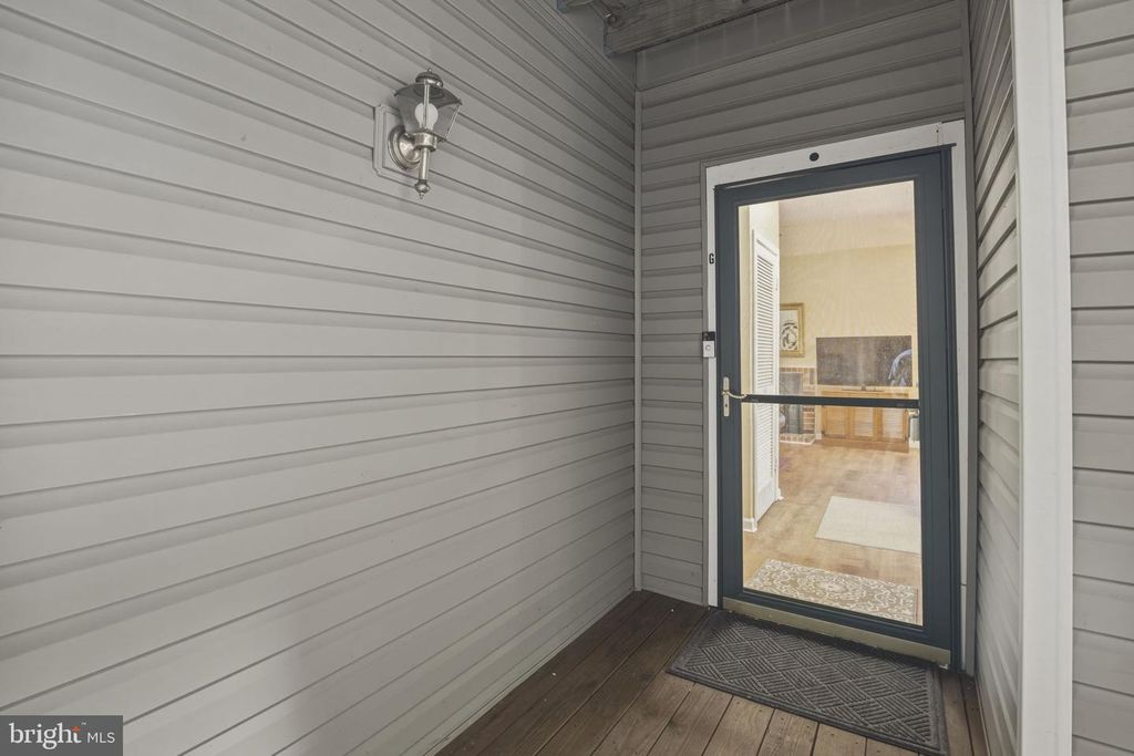 Image 3 of property listing at 604-G SQUIRE LN #604-G, Bel Air, MD 21014